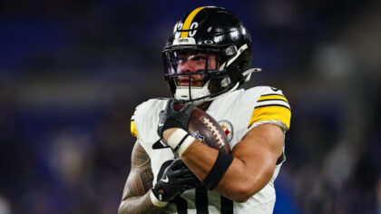 Former East High RB Jaylen Warren Signs Contract Extension With Steelers