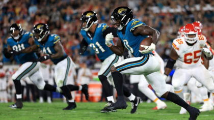 Former Utah LB Devin Lloyd Picks Off Patrick Mahomes, Takes It 99-Yards For Six