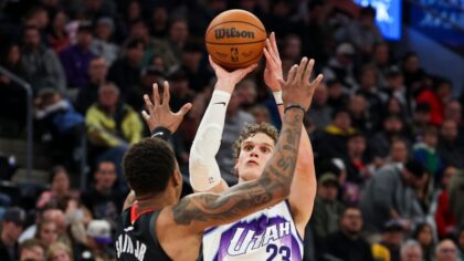 Rockets Stifle Utah Jazz Stars In Lopsided Outing