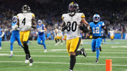 Jaylen Warren's Career Outing Leads Steelers Past Lions In Week 16