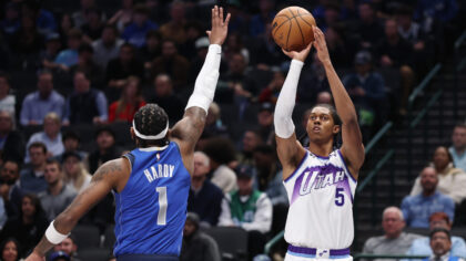 Utah Jazz Come Up Short In Dallas Despite Late Efforts