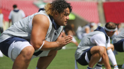 Locals in the NFL: How former BYU NT Khyiris Tonga led to Chiefs RB's career game on Monday Night Football