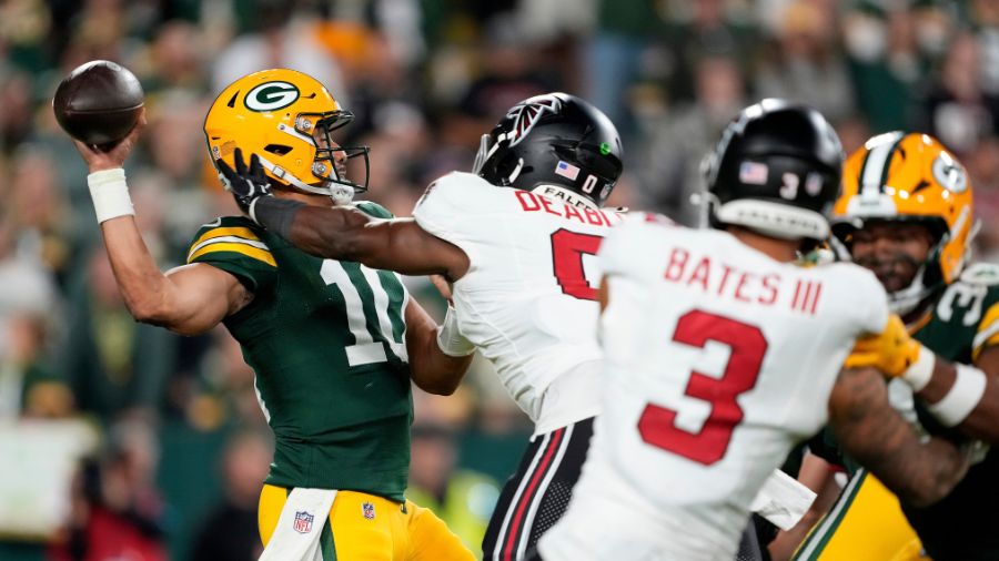 Jordan Love #10 of the Green Bay Packers...