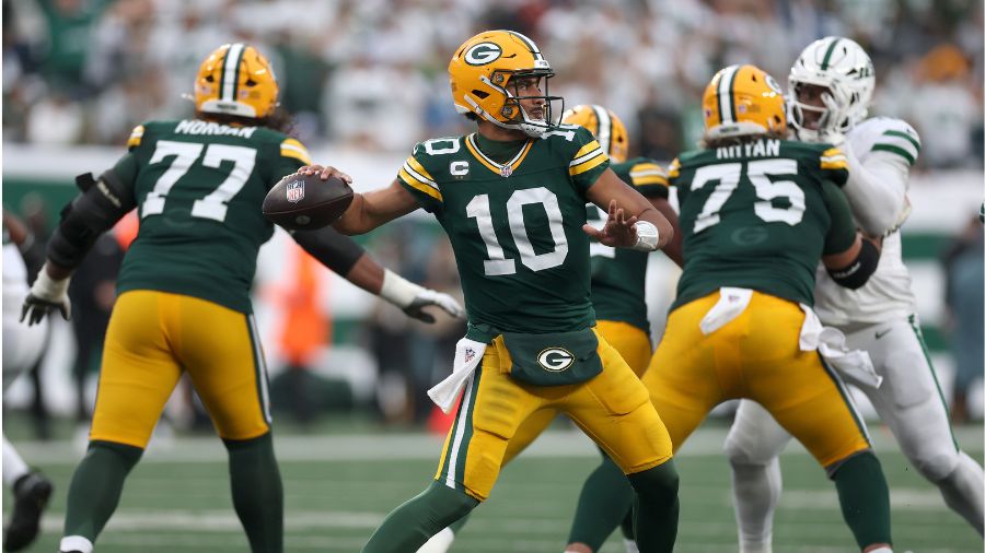 Jordan Love #10 of the Green Bay Packers...